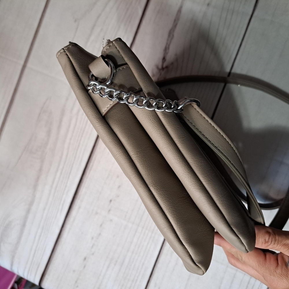 Rosetti Gray Crossbody Purse - Picture 6 of 13